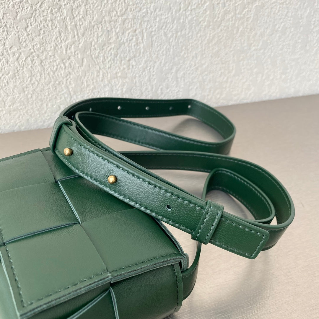 B編織-羊皮方格Mini cassette Bag 迷你編織包 12x8x4cm