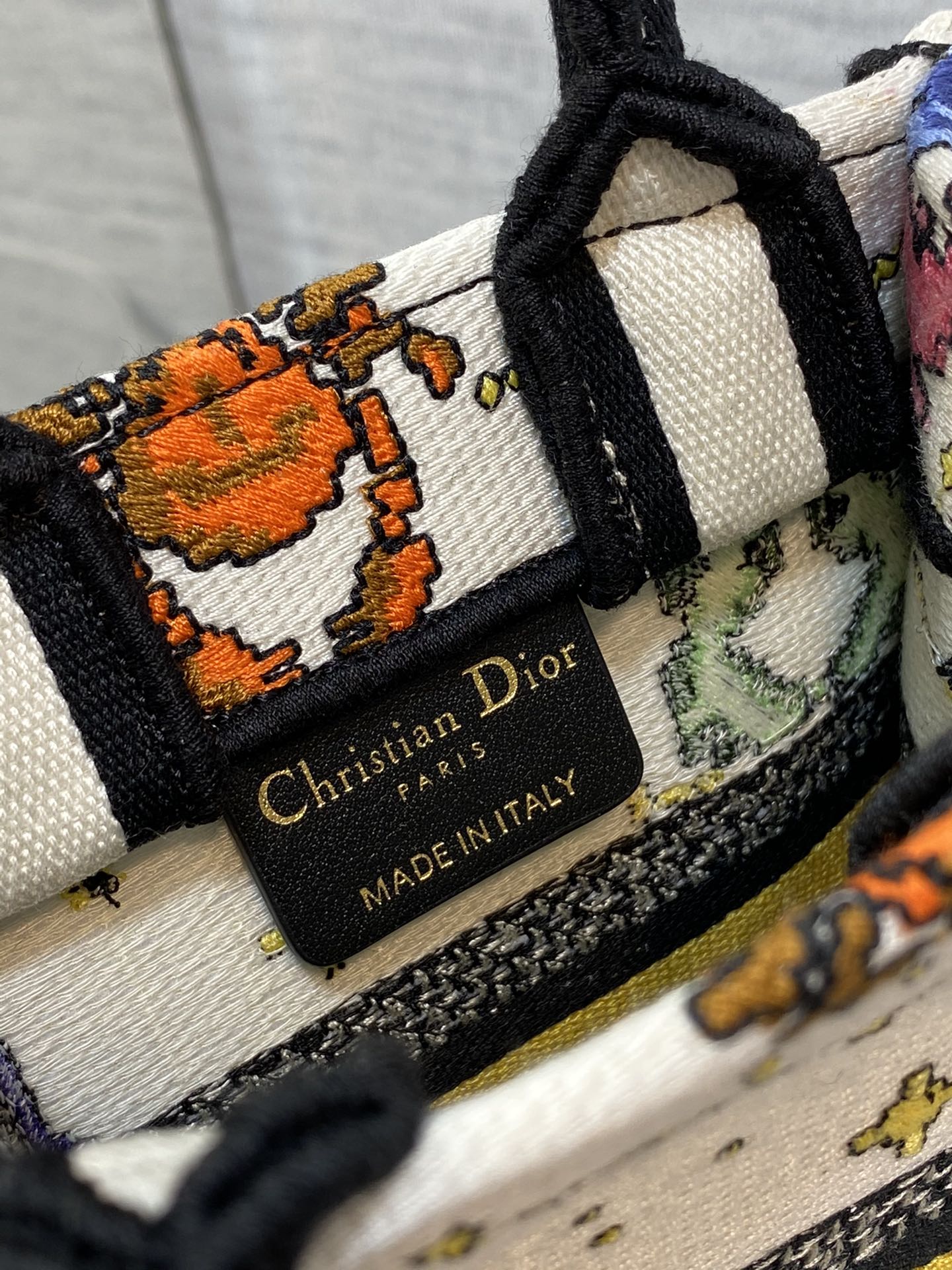迪D家 Book Tote-最新豎版mini 白色