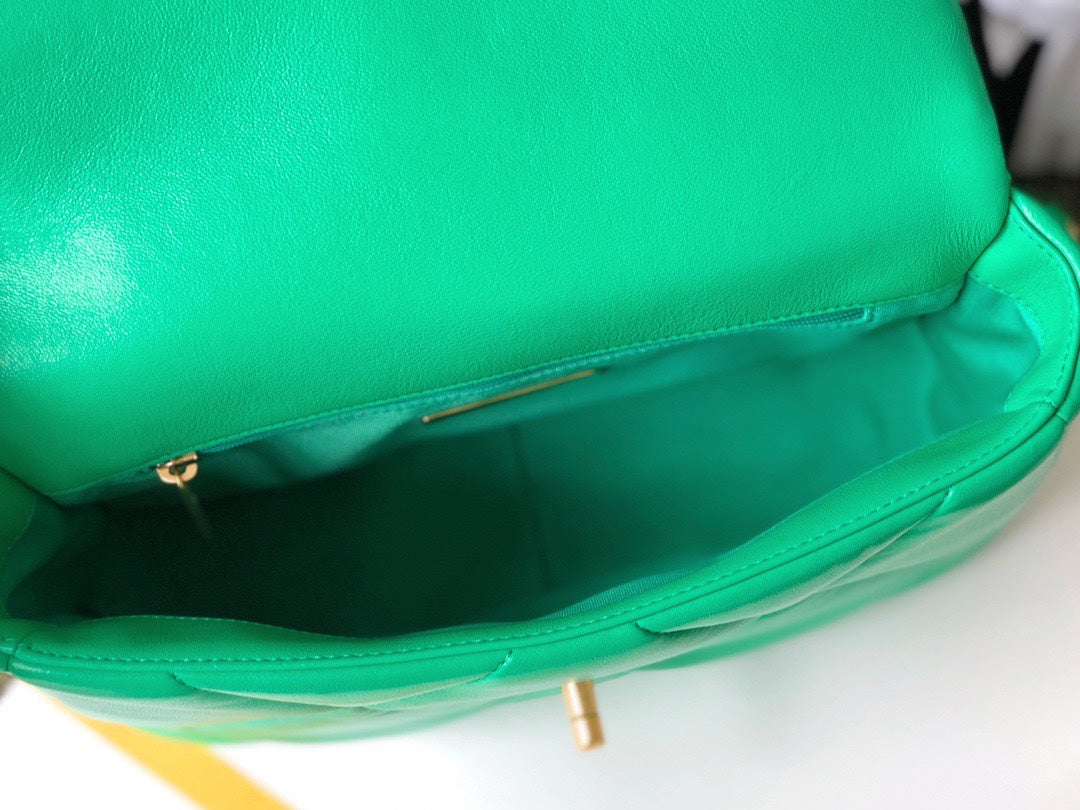 Chanel 19Bag-小號青草綠