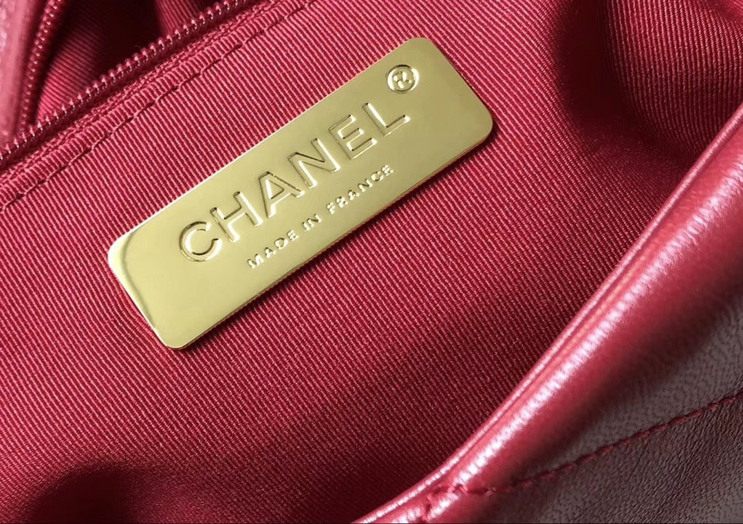 Chanel 19Bag-中號寶石紅
