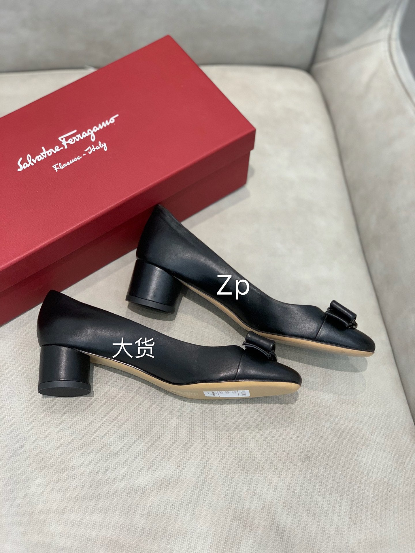 Salvatore Ferragamo鞋-菲拉格慕 VARA蝴蝶結 粗低跟鞋