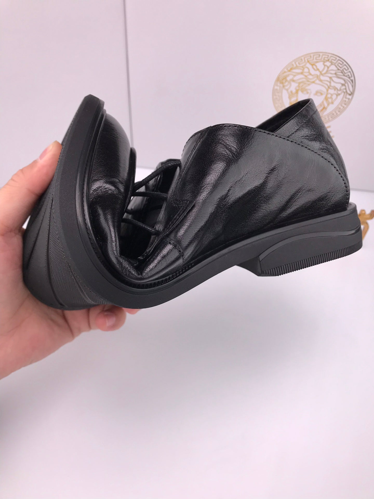 Ver-皮鞋