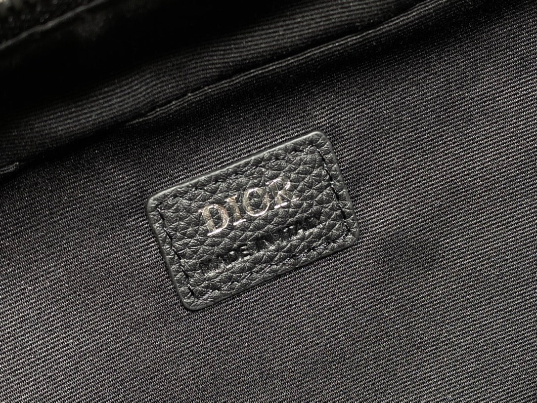 Dior 經典相機包-22*15*5cm