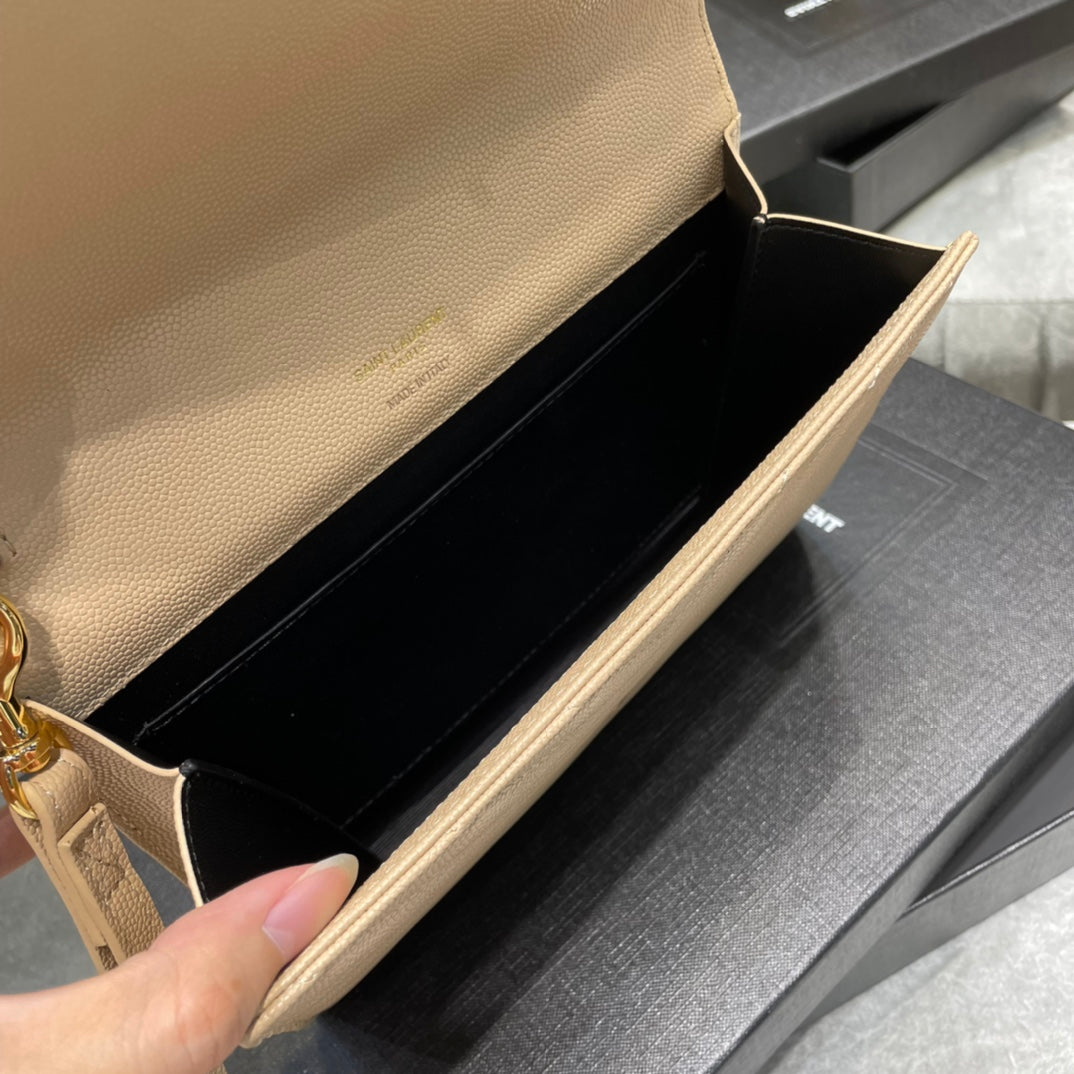 YSL_魚子醬手拿包-杏色金扣