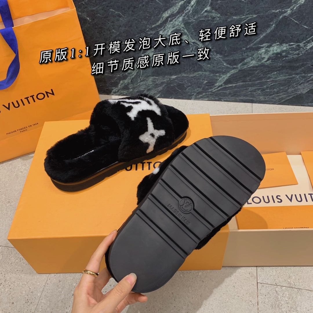 路L家-泰迪羊羔毛拖鞋 黑色