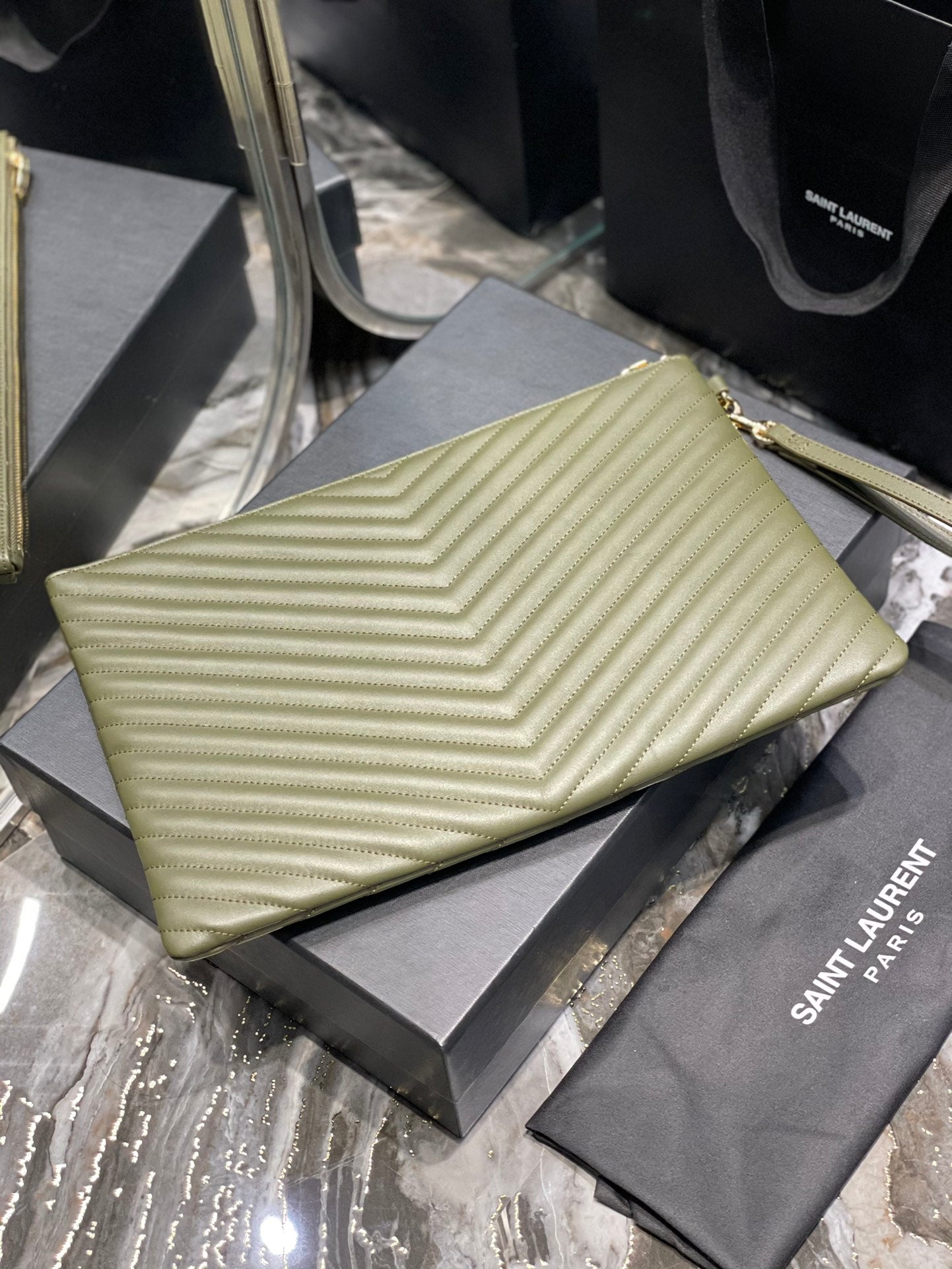 YSL 提花拼接文件手拿包-綠色金扣-36cm