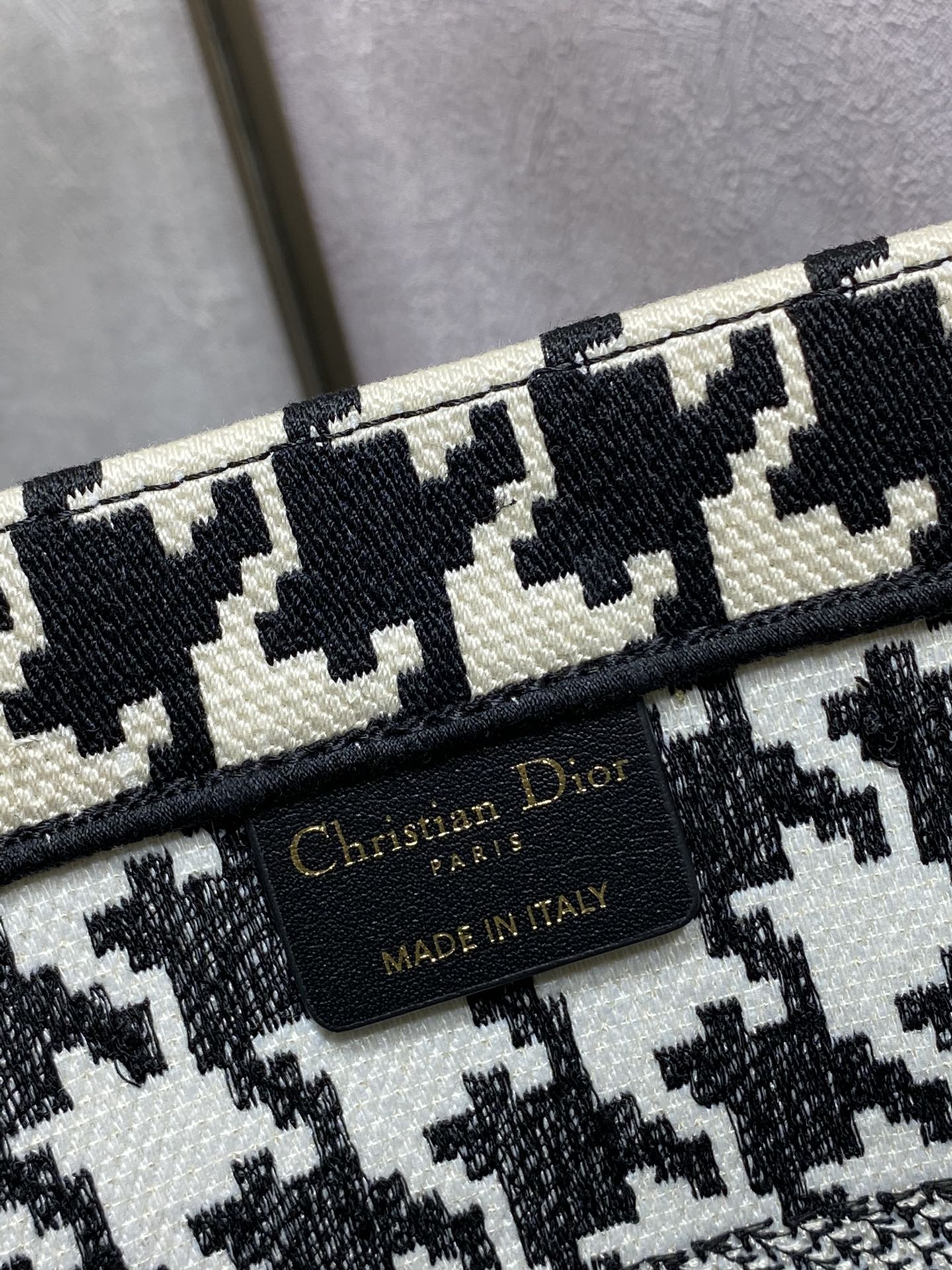 Dior Book Tote-小號36.5cm-黑色千鳥格