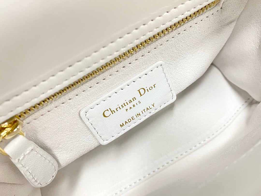 Dior-Mini Lady Dior手袋-三格黛妃-17cm-白色愛心釦