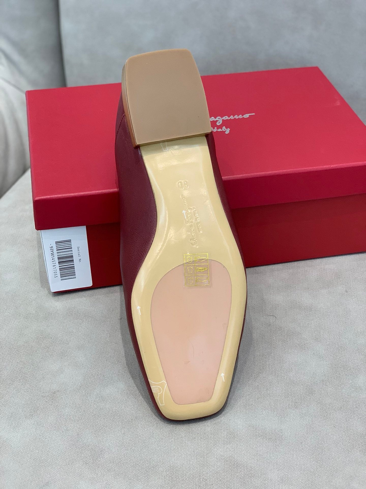 Salvatore Ferragamo鞋-菲拉格慕 馬蹄釦 2cm跟 樂福鞋 紅
