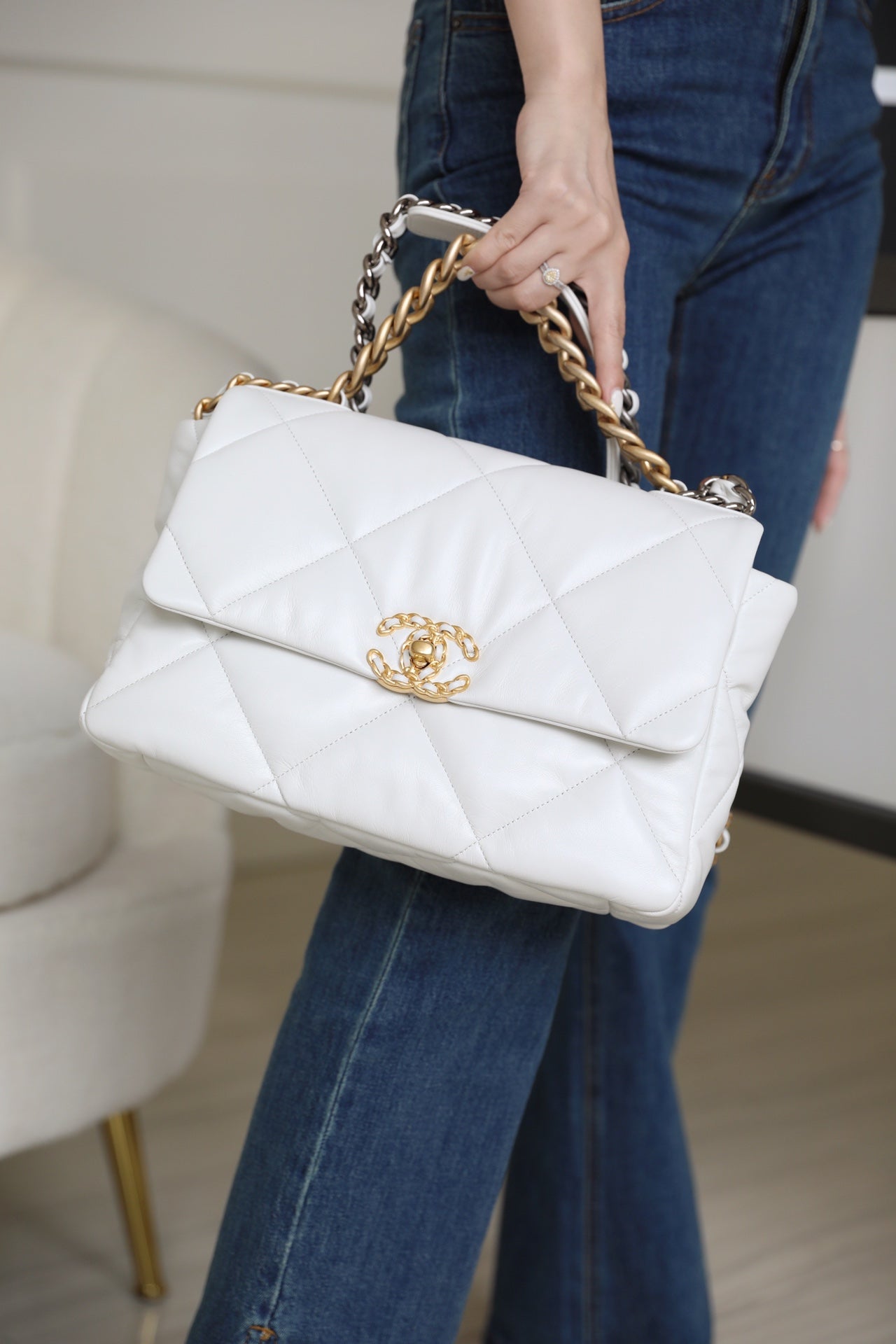 Chanel 19Bag-中號白色