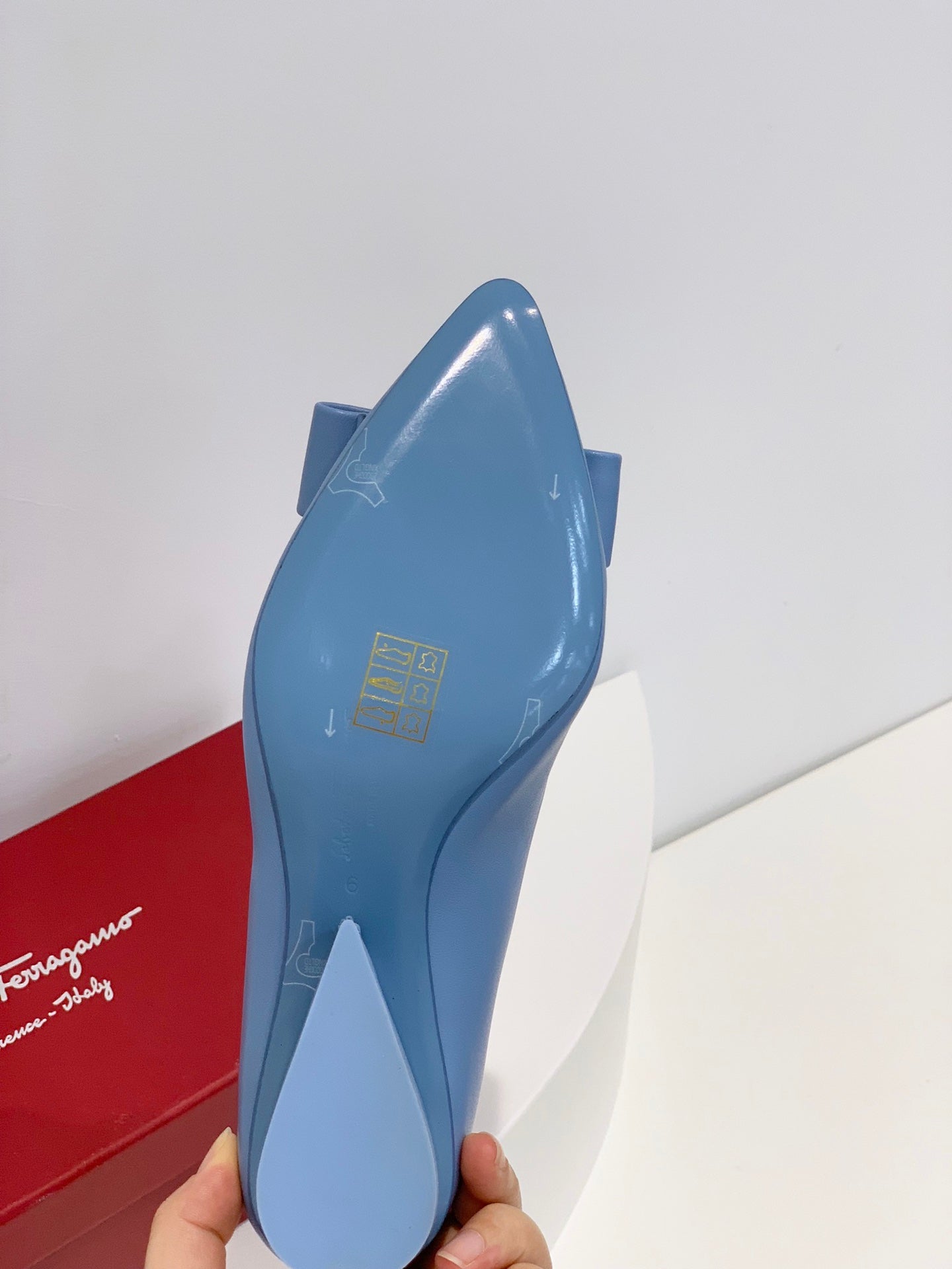 Salvatore Ferragamo鞋-菲拉格慕 Viva低跟尖頭 平底鞋 藍