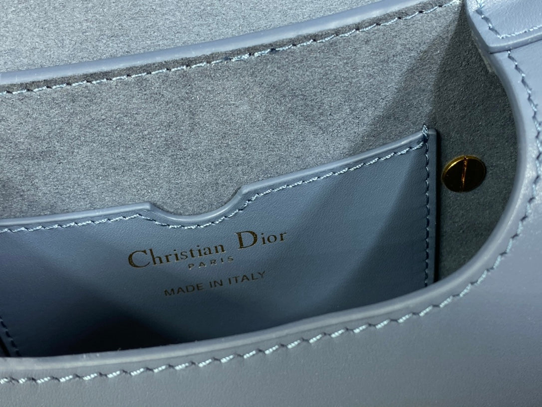 Dior Bobby-小號18cm-復古藍牛皮