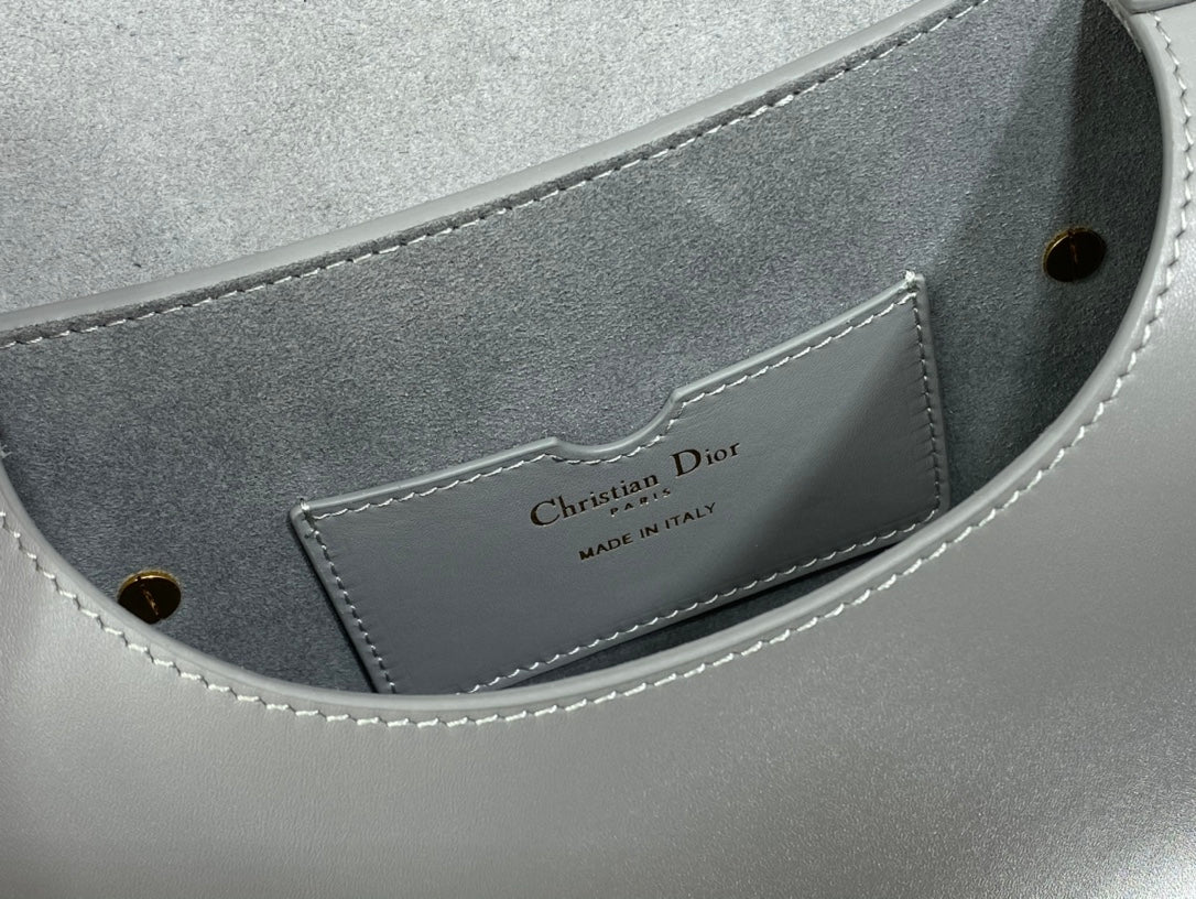 Dior Bobby-中號22cm-岩石灰牛皮