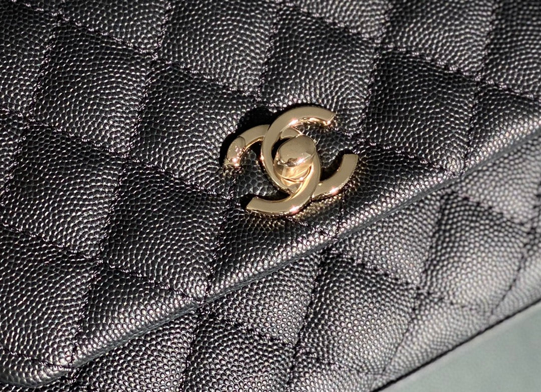 Chanel mini coco handle-黑色球紋牛皮-淡金扣