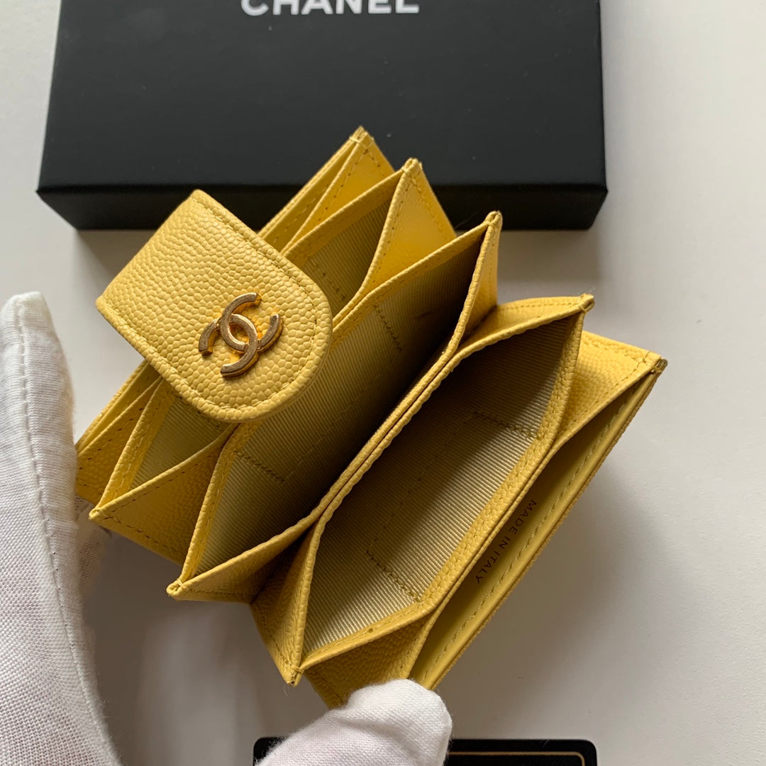 Chanel 多隔層風琴卡包