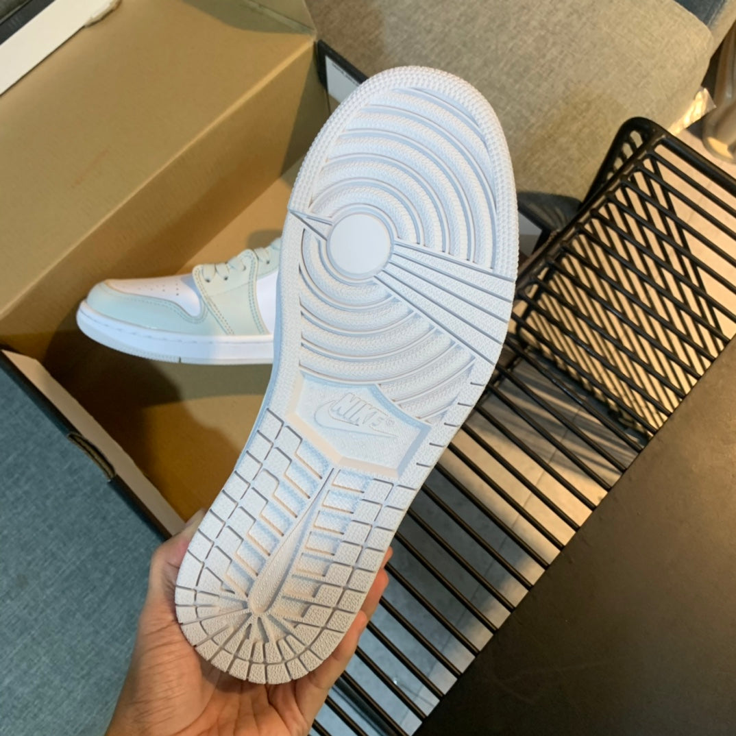 N1K- AJ 1 mid 中筒板鞋 休閒鞋 米灰色