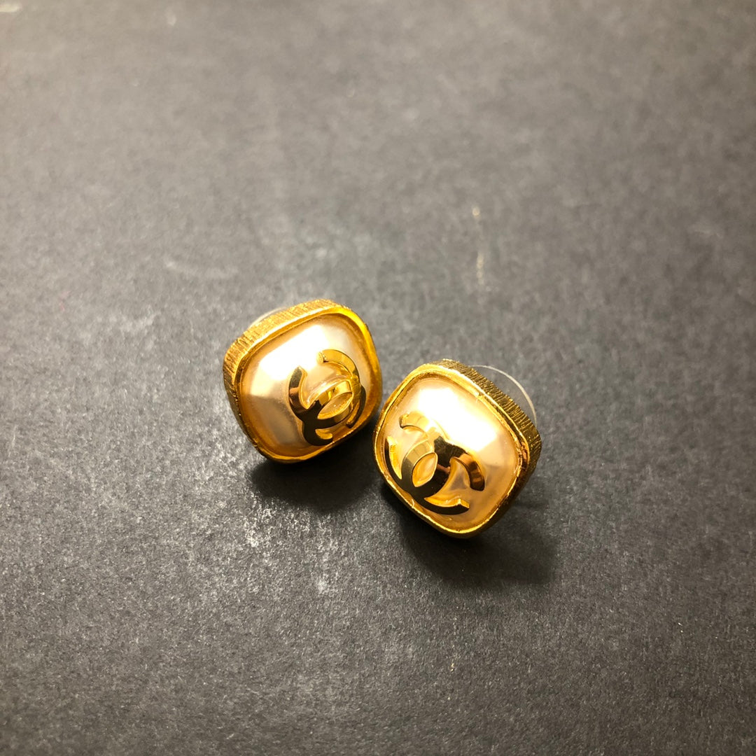 Chanel 耳環