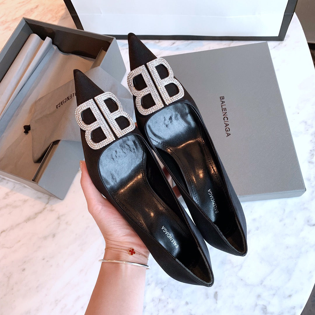 Balenciaga 巴黎世家-尖頭跟鞋