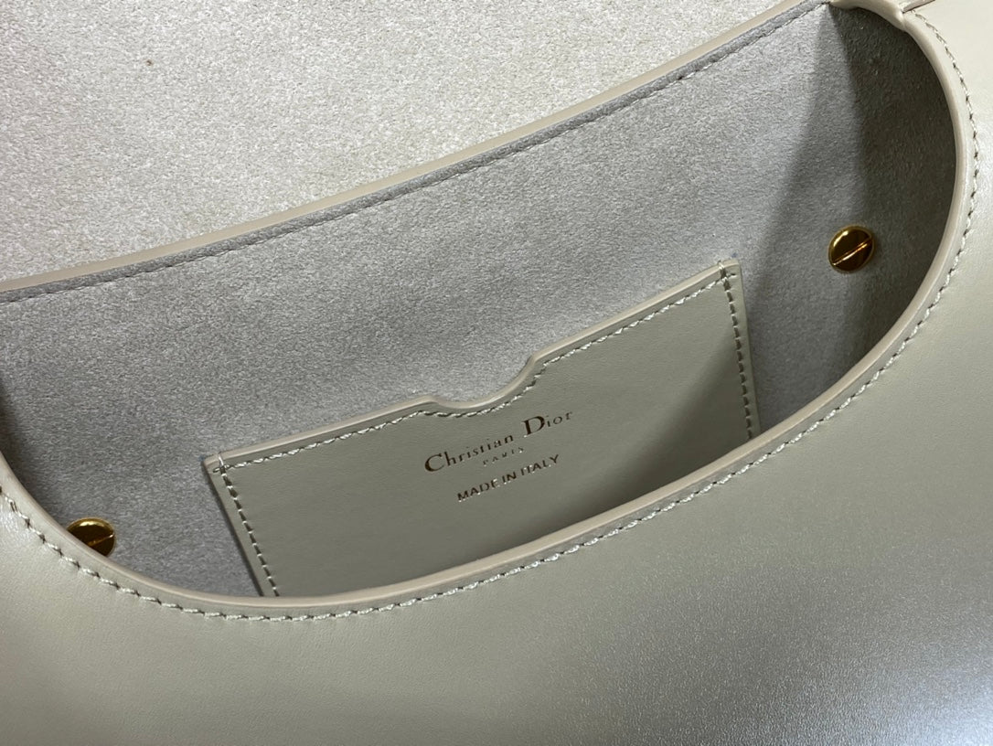 Dior Bobby-中號22cm-奶油杏色牛皮
