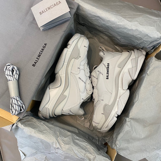Balenciaga 巴黎世家-Triple S 老爹鞋