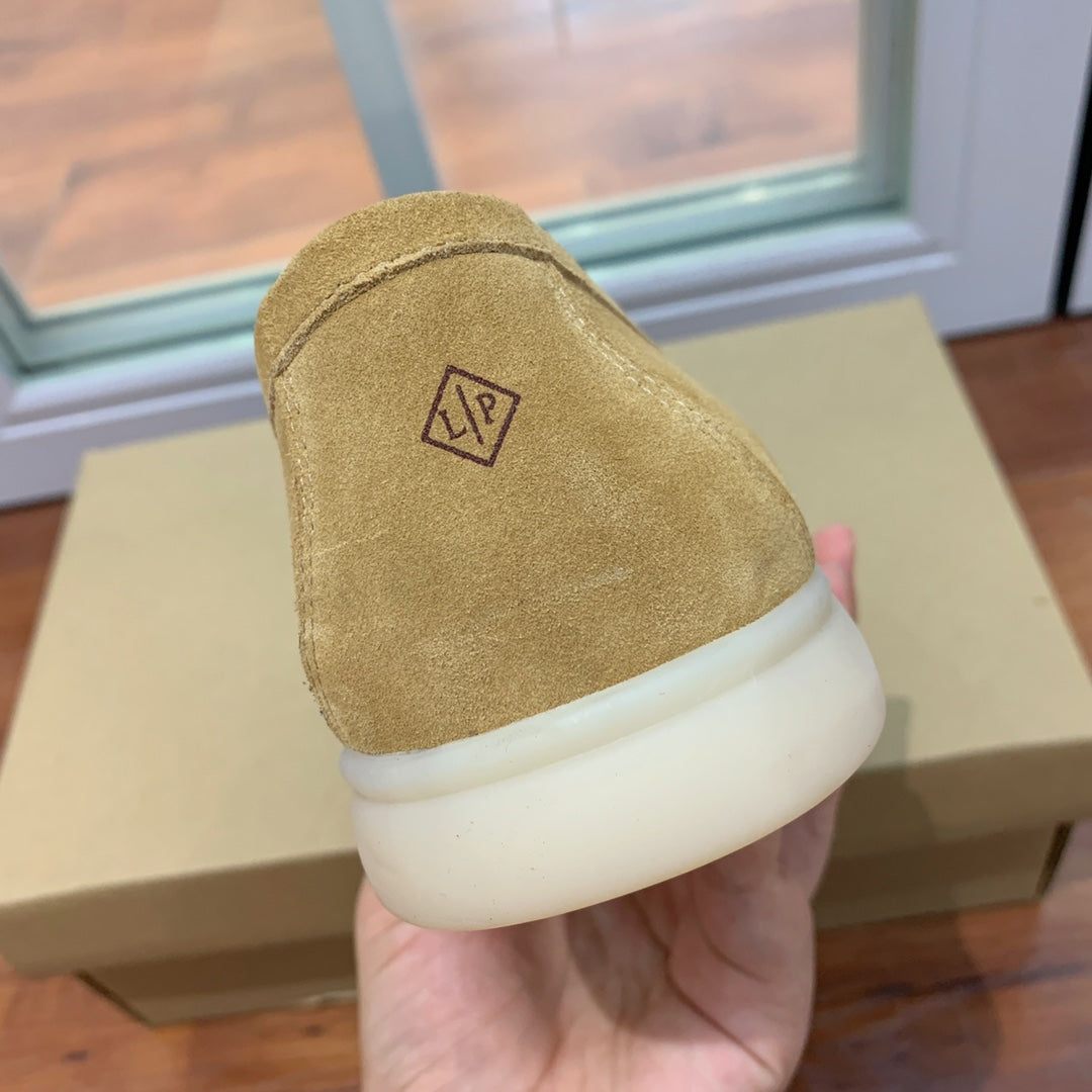 Loro p1ana-復古平底鞋 男款 卡其色