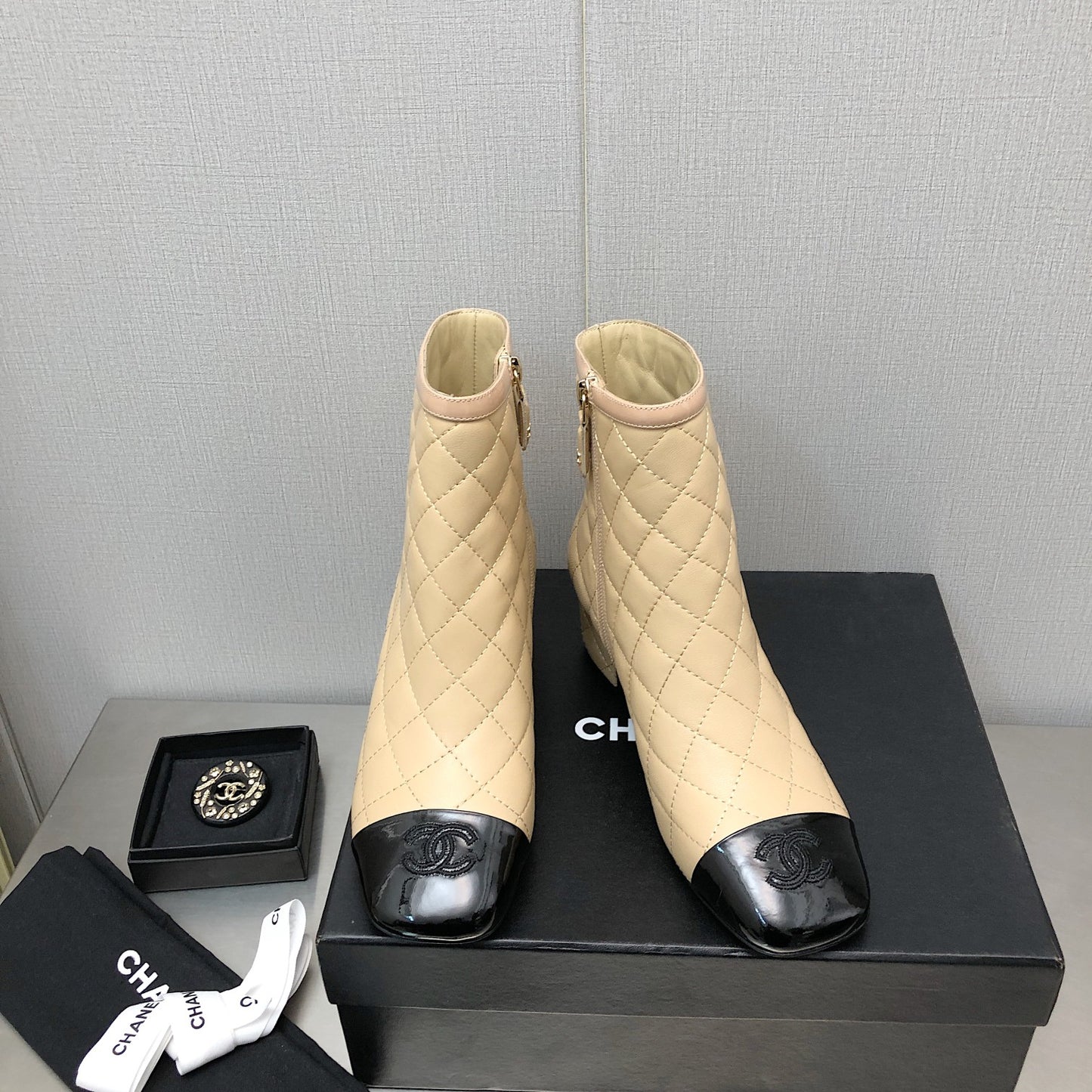 小香家-2022秋冬新款 菱格短靴 杏色