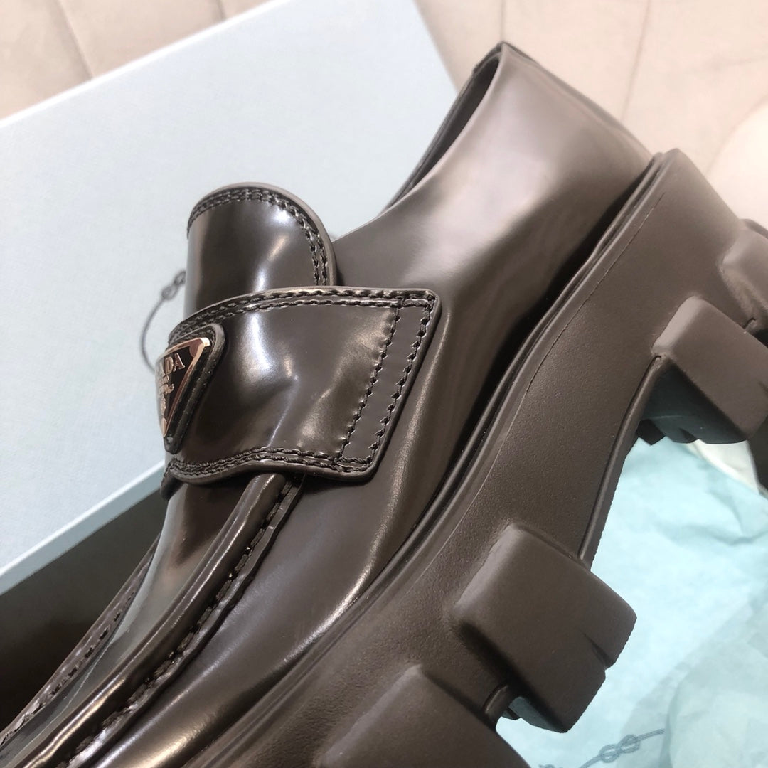 Prada鞋-Prada Monolith 方頭經典款 樂福鞋