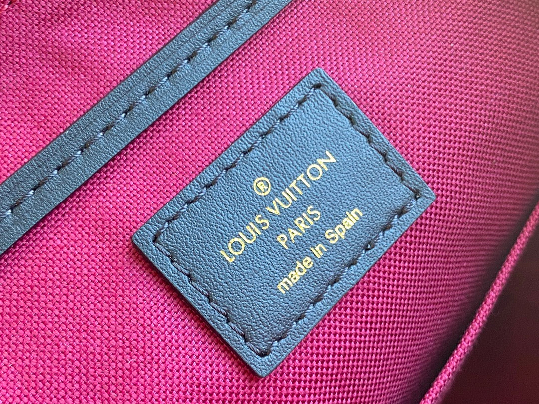 LV M45516 黑色mini  Montsouris BB 雙肩包