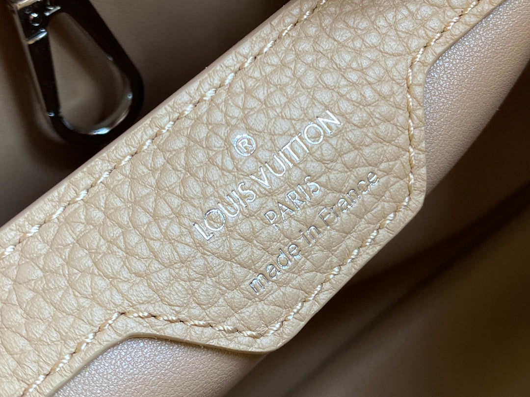 LV M57521  Capucines 小號手袋