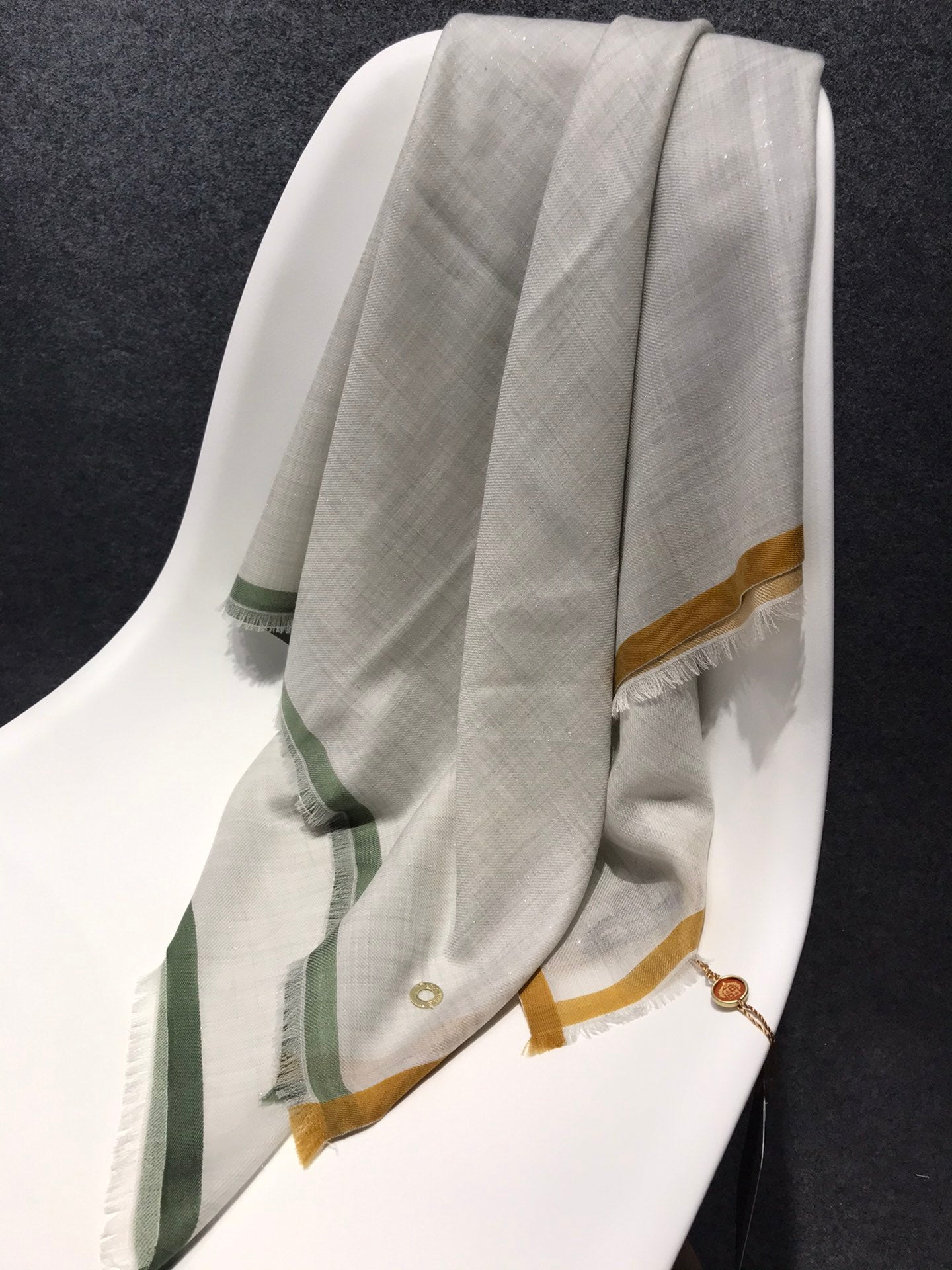 L-Piana-漸變色細線條羊絨金屬絲圍巾-110*110cm