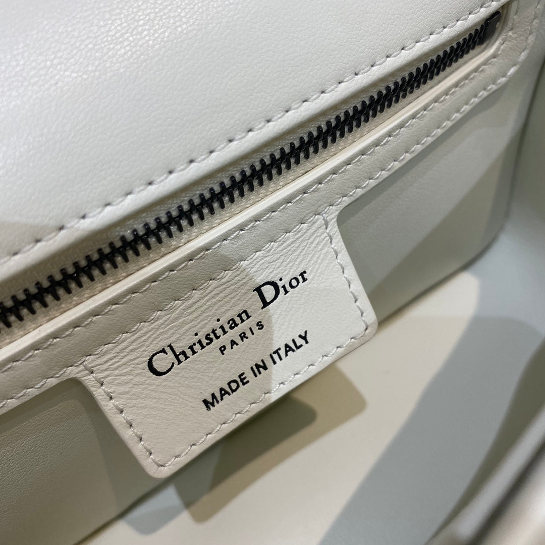 Dior-Caro 菱格紋 胖胖包 小號 黑色