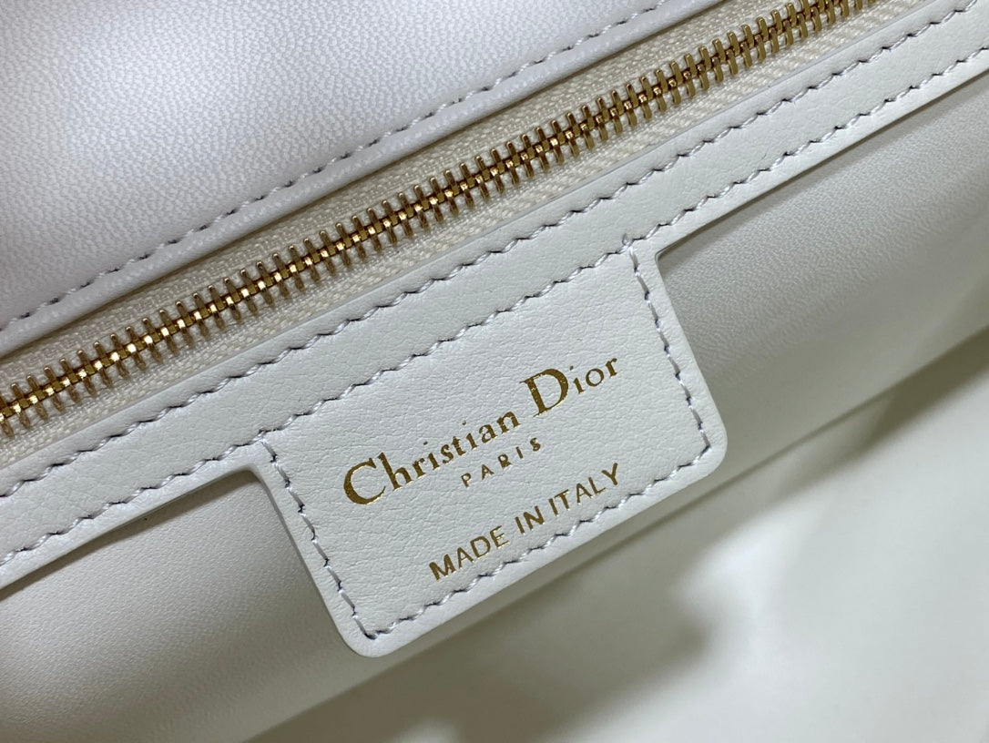 Dior-Caro 愛心七夕系列 中號 白色