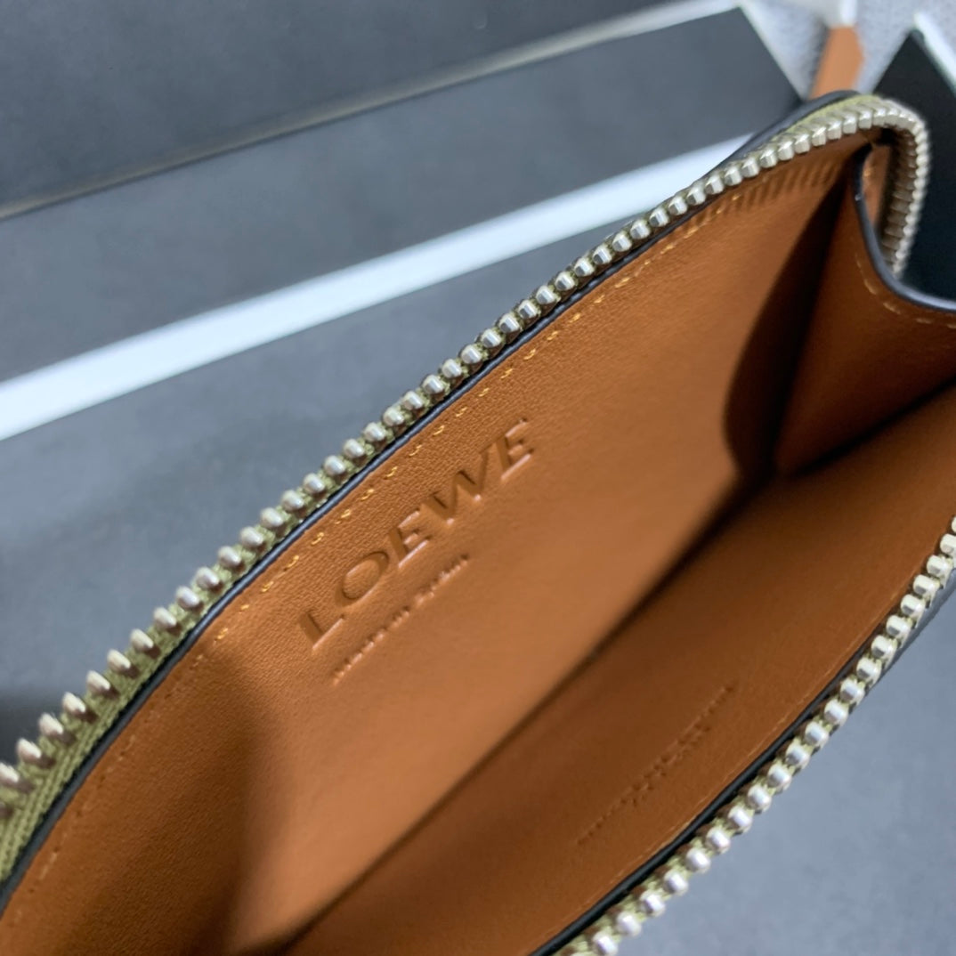 Loewe 奇異果拉鍊小卡包