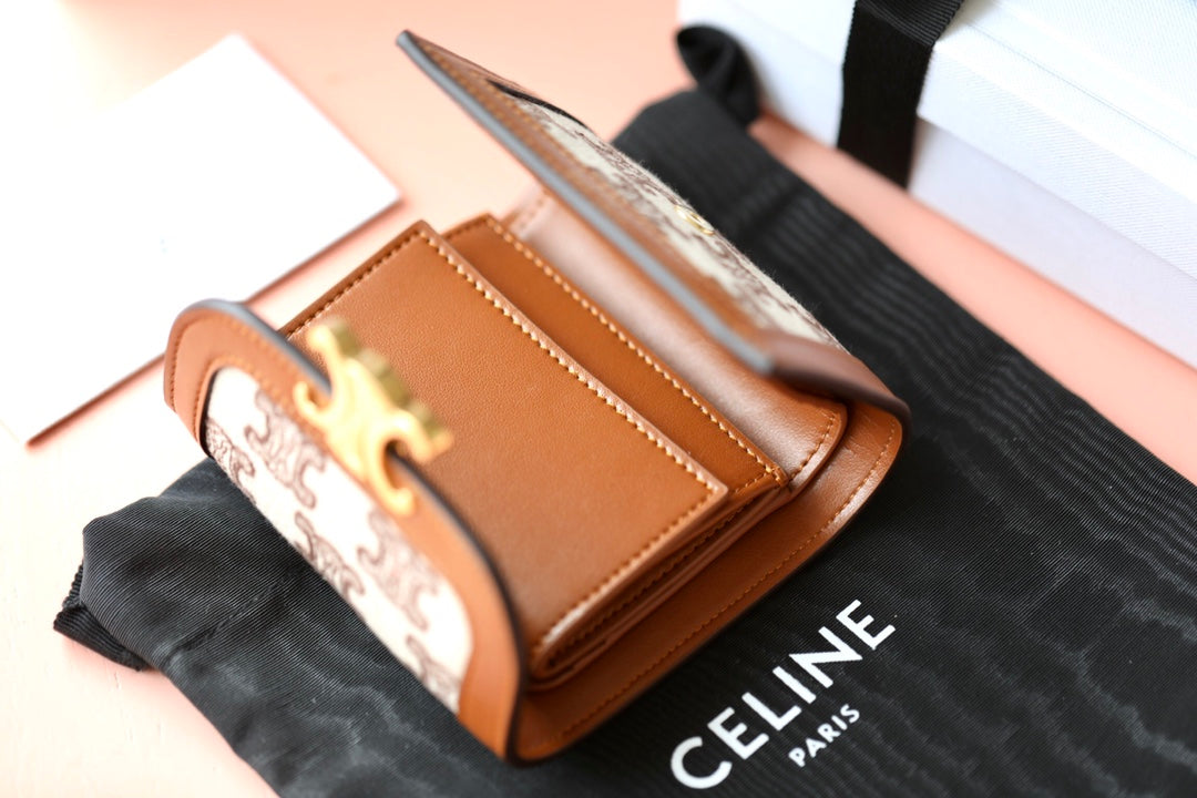 Celine 小號TRIOMPHE刺繡織物錢包-棕色