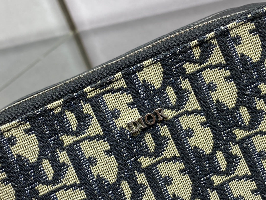 Dior 經典相機包-17*5*12cm