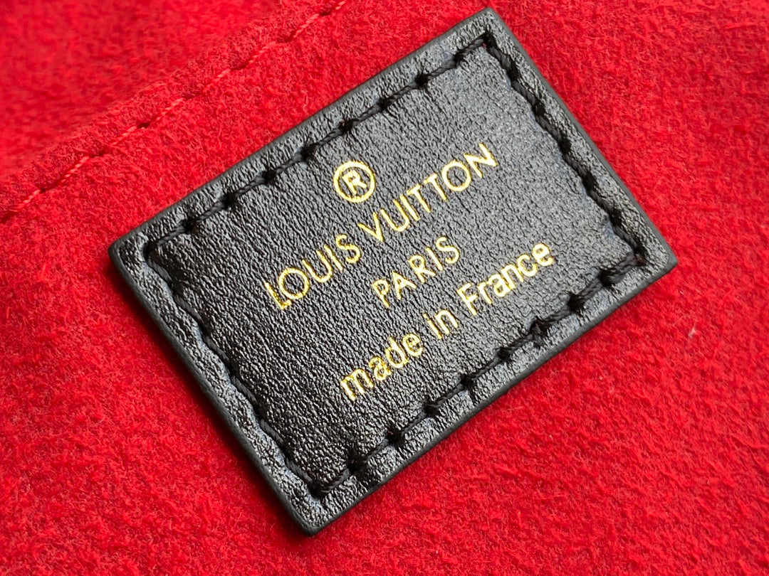 M80839 路L家-愛心 PETIT SAC PLAT 迷你小托特