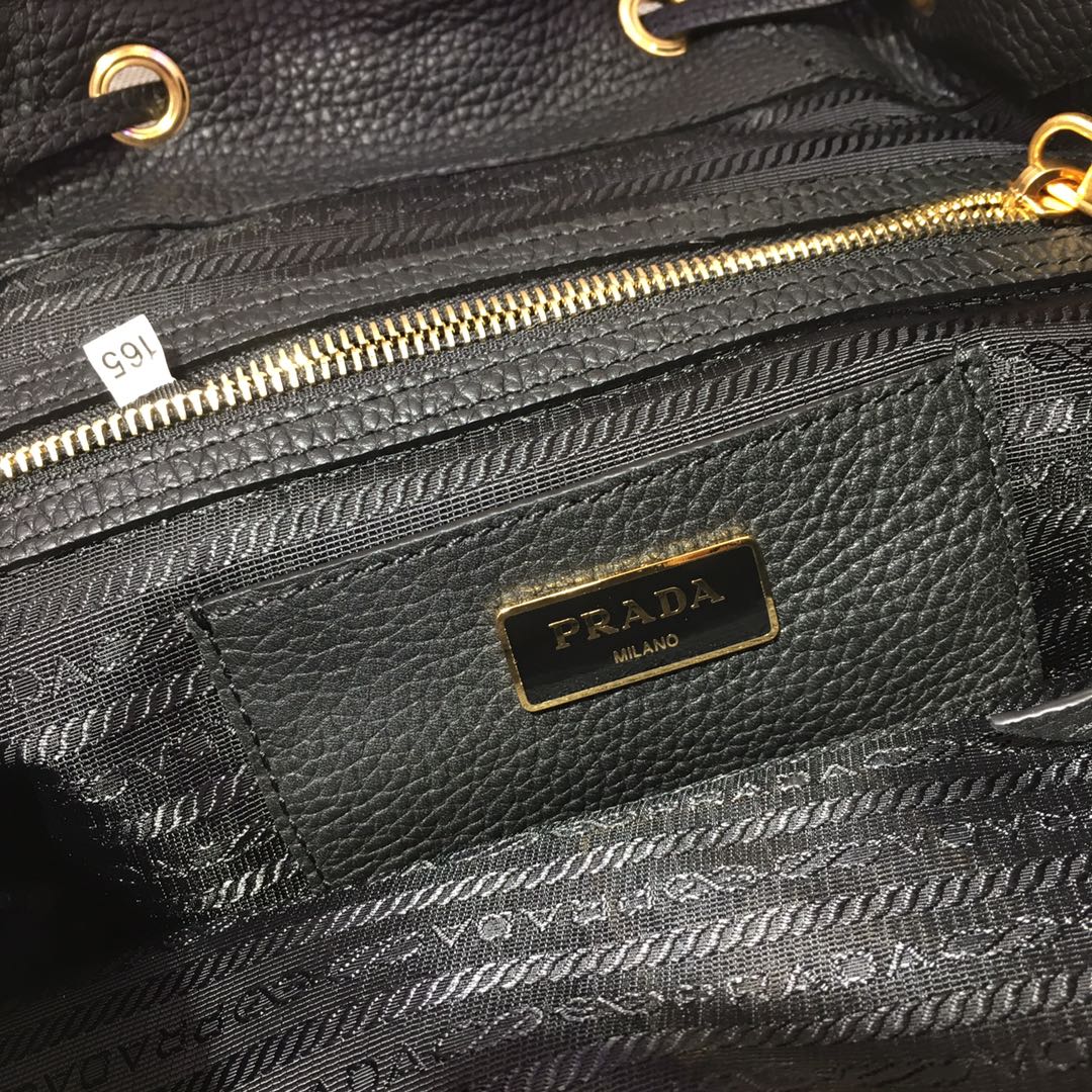 普P家-2019年爆款 後背包 黑色