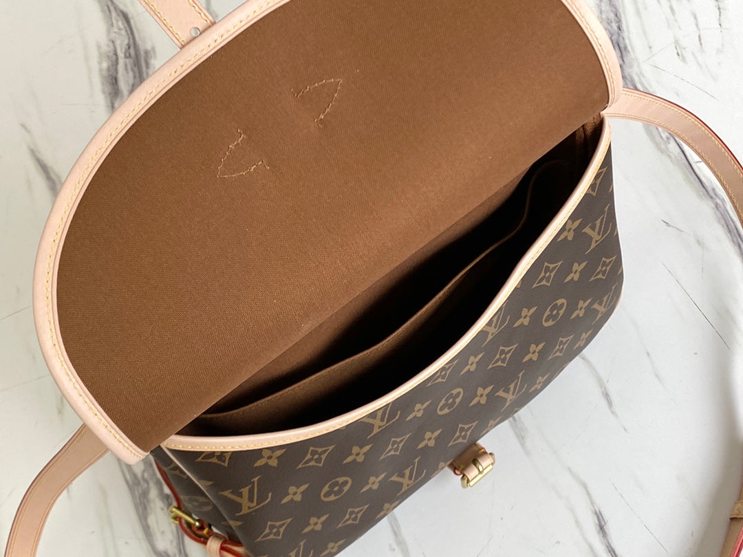 LV M40710 中古系列，SAUMUR 中號手袋