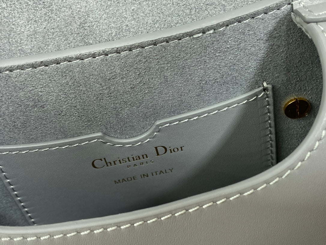 Dior Bobby-小號18cm-岩石灰牛皮