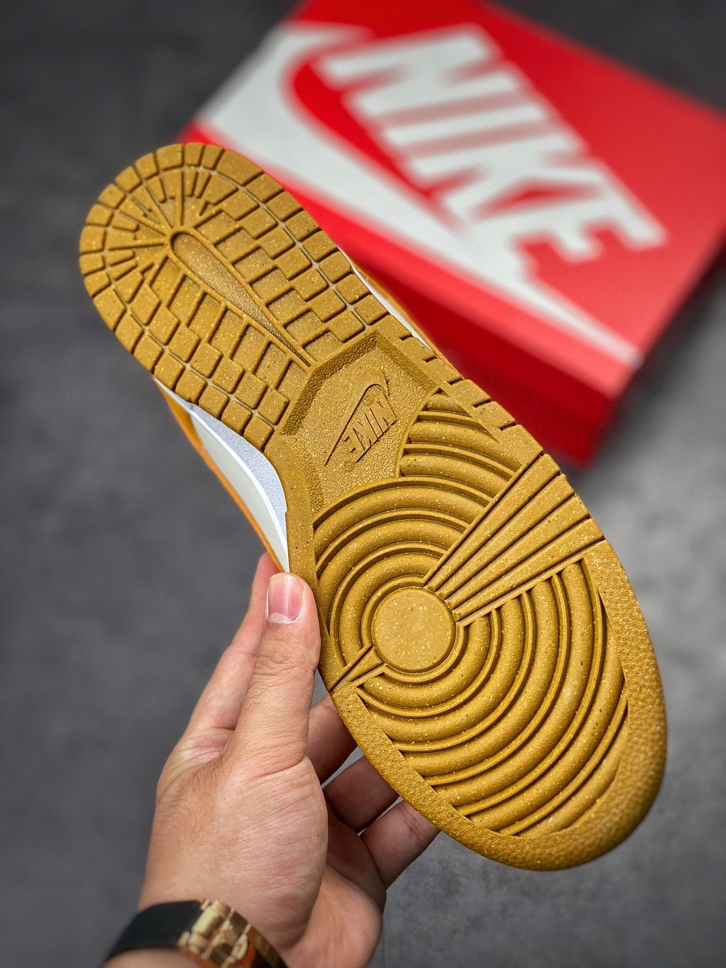 N1KE-SB Dunk Low 男女同款 小麥白棕色