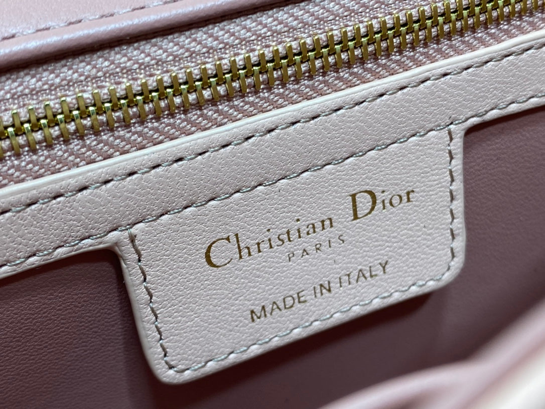 Dior Caro 大號28cm-漸變粉小牛皮