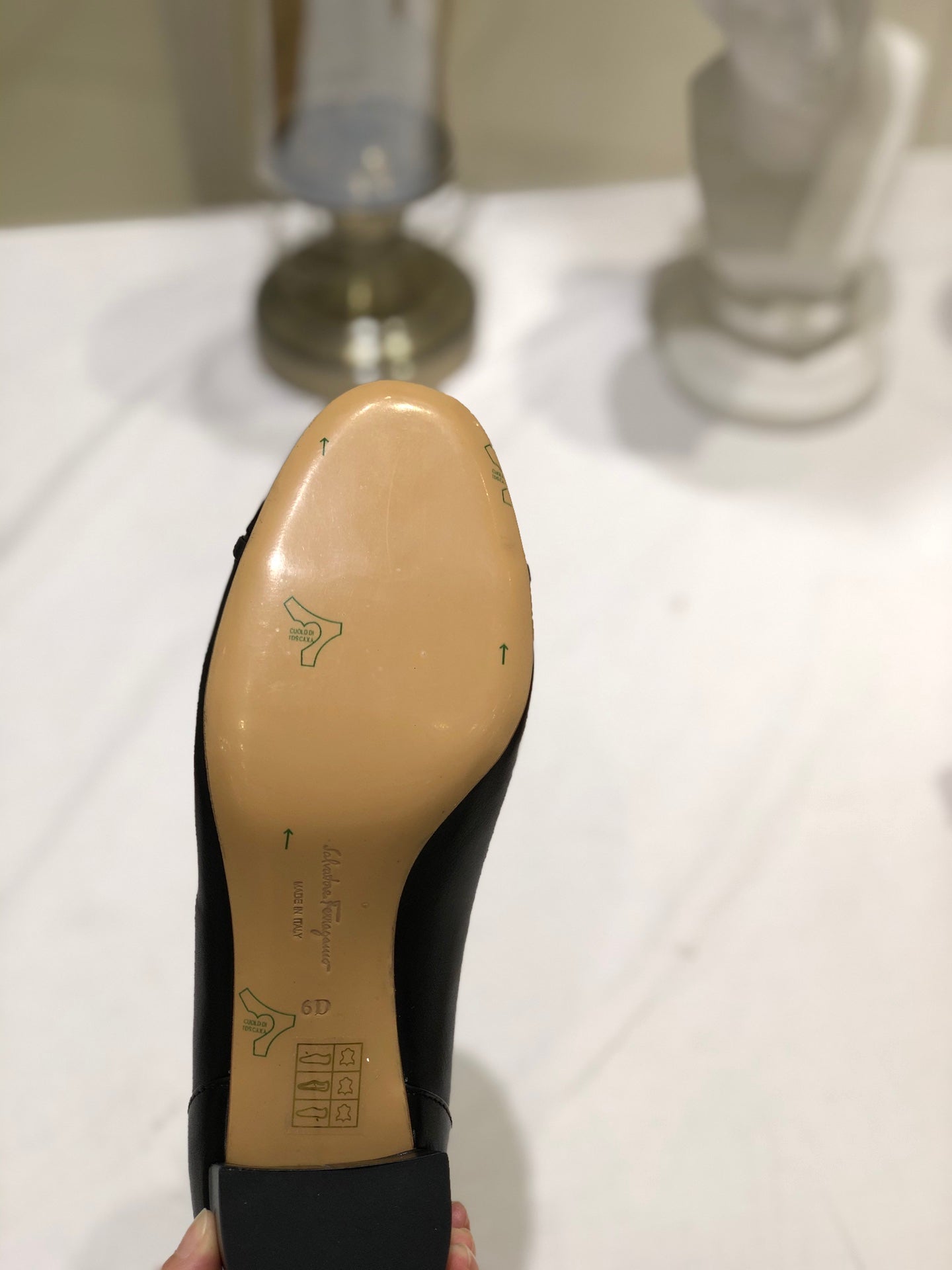 Salvatore Ferragamo鞋-馬蹄扣 粗跟短靴