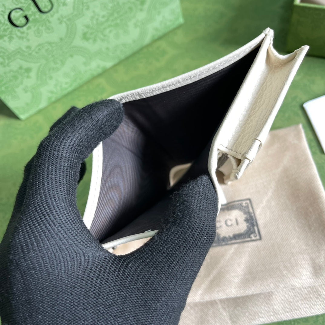 Gucci GG Marmont系列卡包