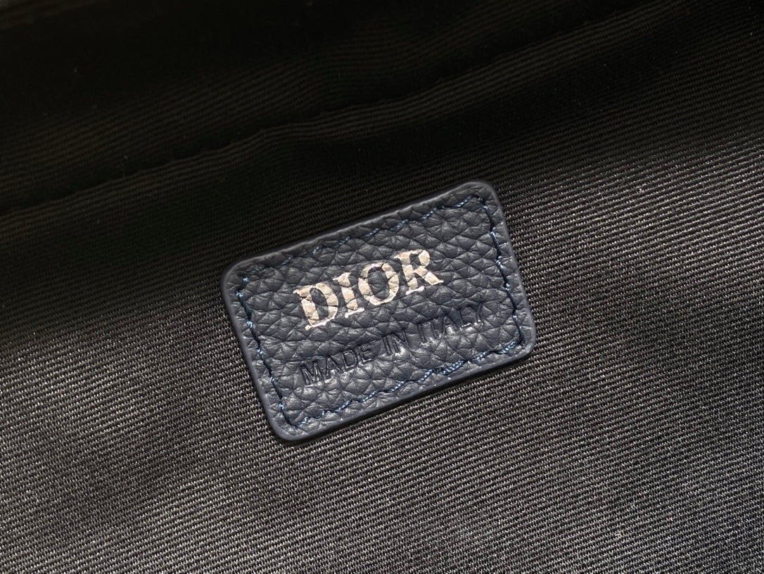 Dior 經典相機包-22*15*5cm