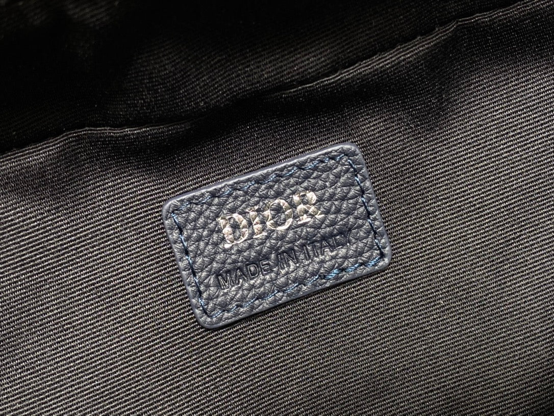 Dior 經典相機包-22*15*5cm