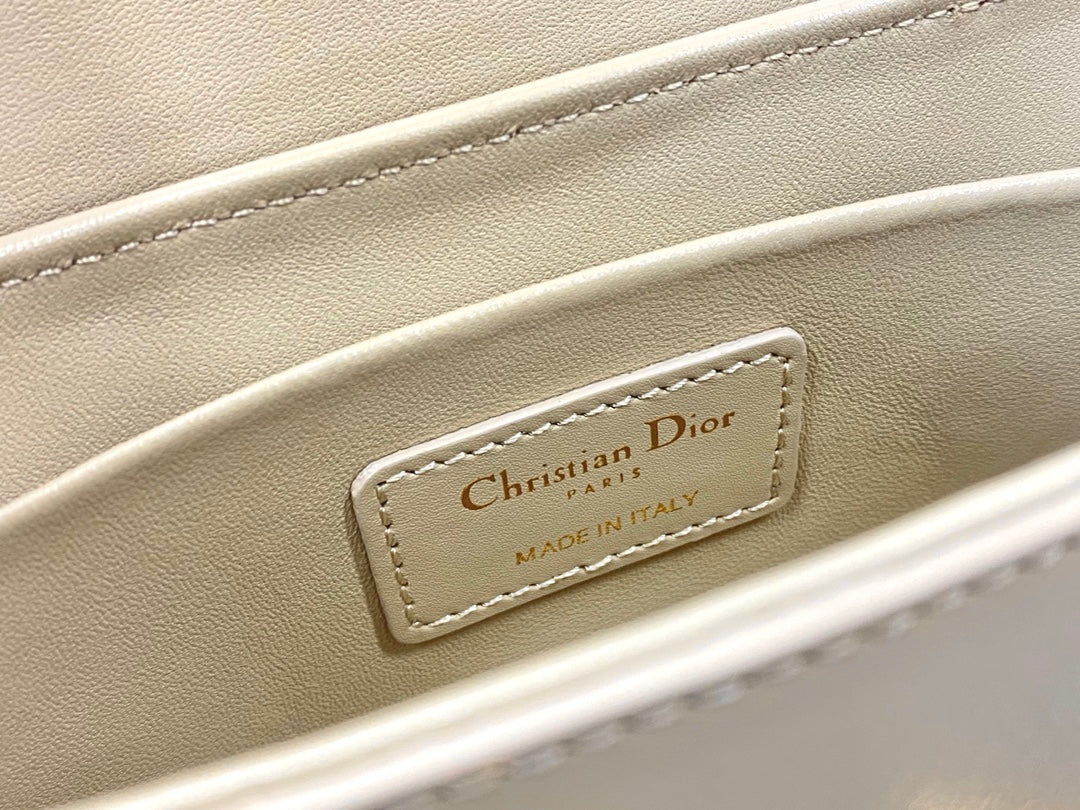 Dior 蒙田 Mini Box-平紋牛皮-珐瑯扣-17.5cm-熔岩棕
