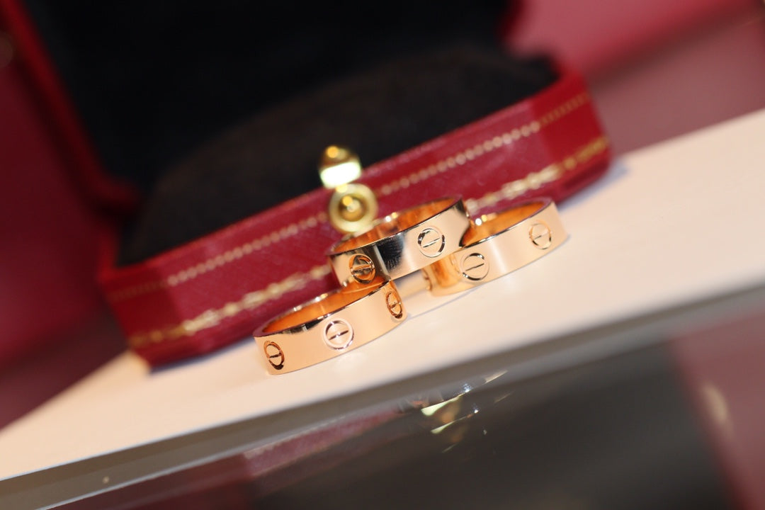 Cartier Love 寬版戒指-玫瑰金/白金/黃金-無鑽版