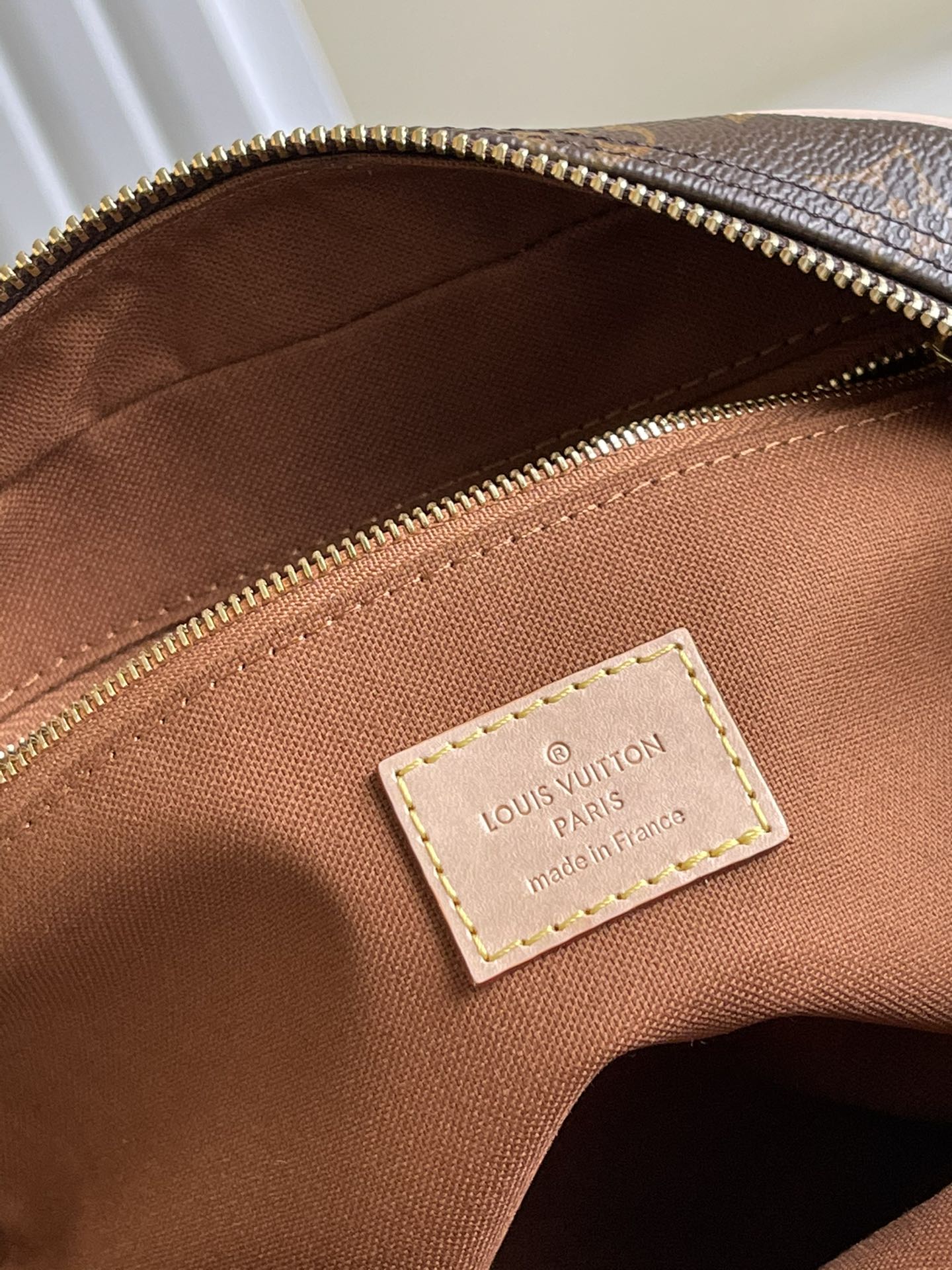 LV M47527 盥洗袋