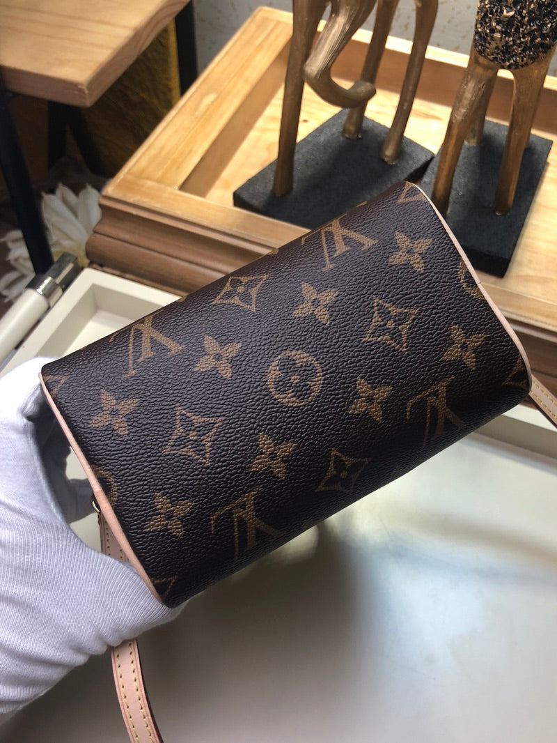 M61252 路L家-Nano Speedy 波士頓包 老花迷你