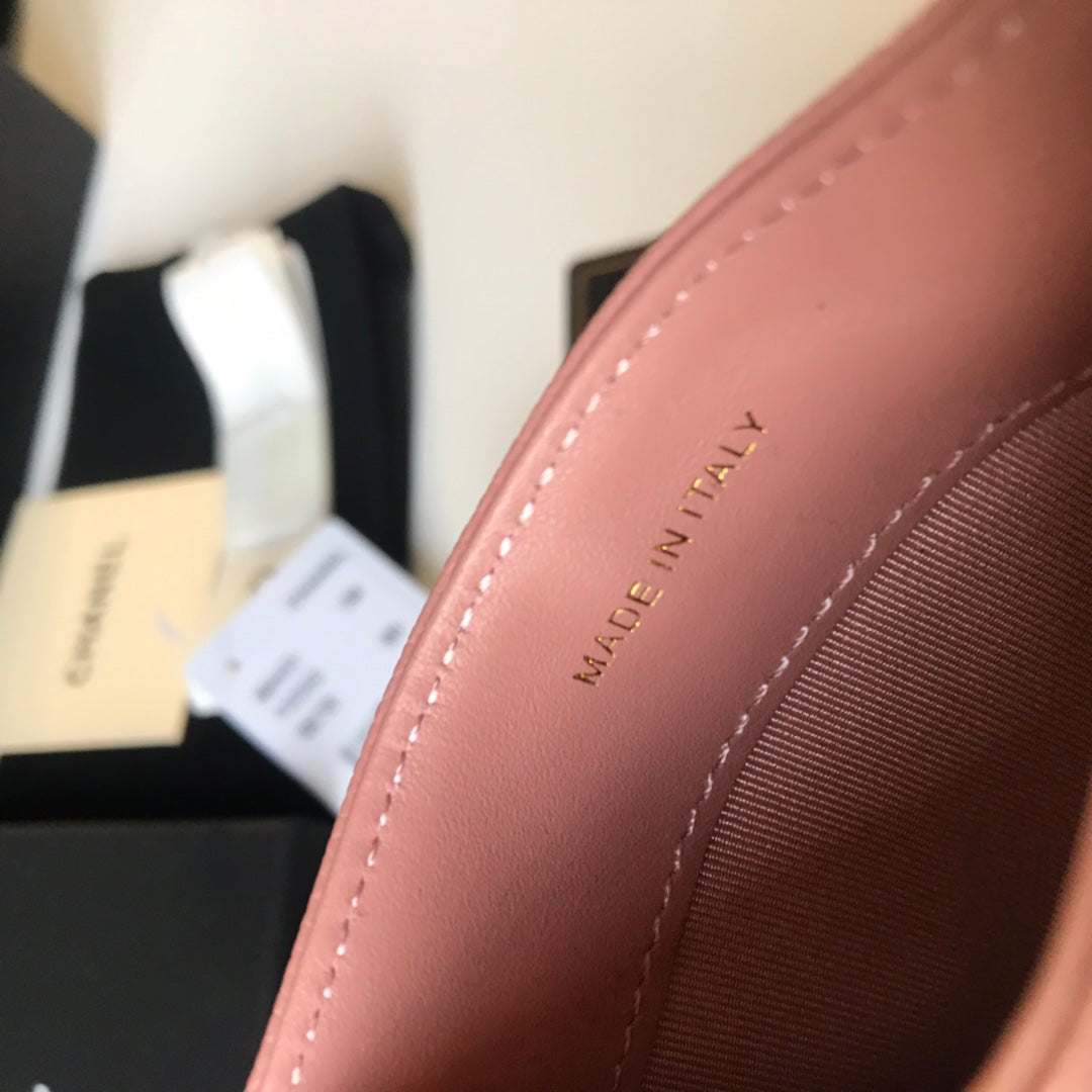 Chanel Leboy系列卡包